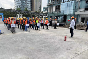 以“演”促練 以“練”筑防 城投公司奉發(fā)鳴谷項(xiàng)目開(kāi)展消防演練活動(dòng)